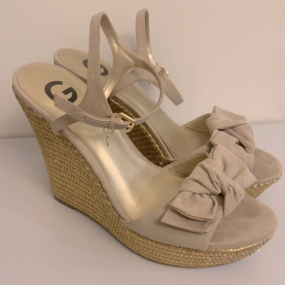 Guess espadrille heels gold and tan